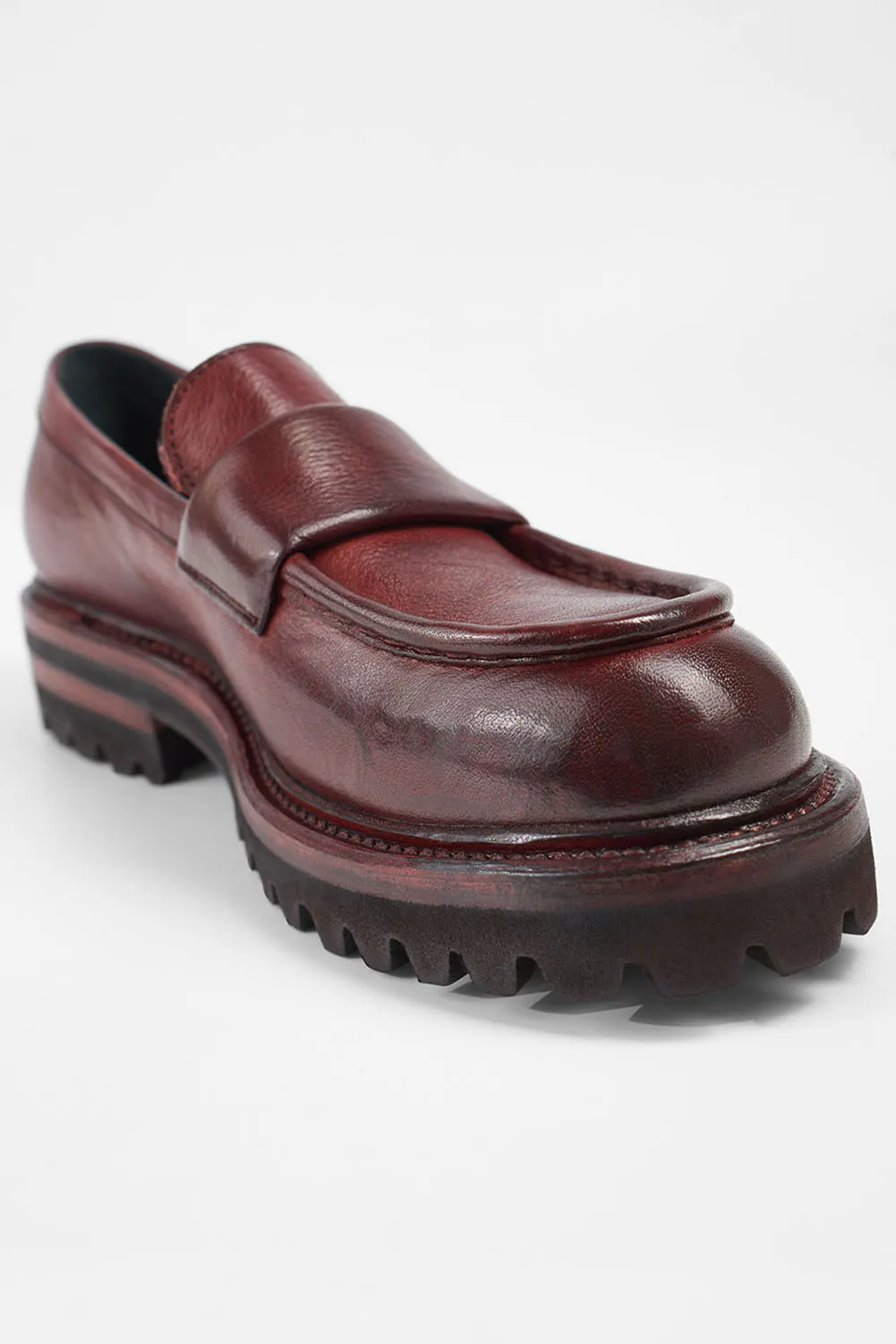 CAMDEN red-berry slip on shoes.