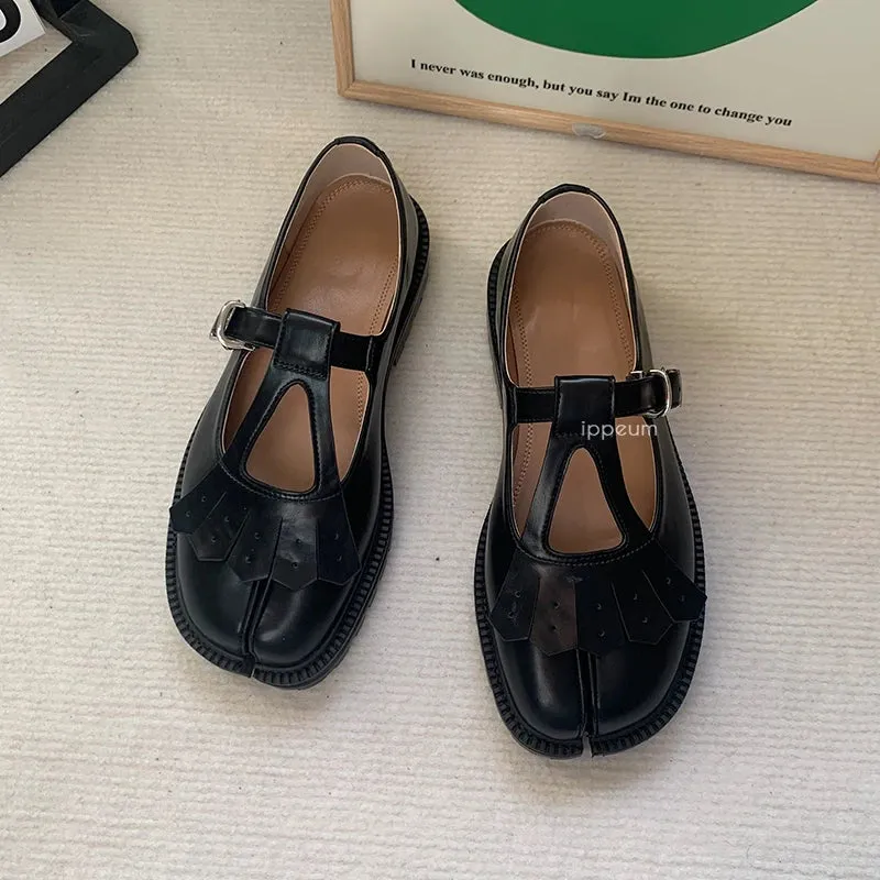 DAIIIBABYYY  -   Tabis Shoes Mary Janes For Women Size 42 2025 New Black Leather Split Toe Flats Loafers Mary Jane Platform Shoes