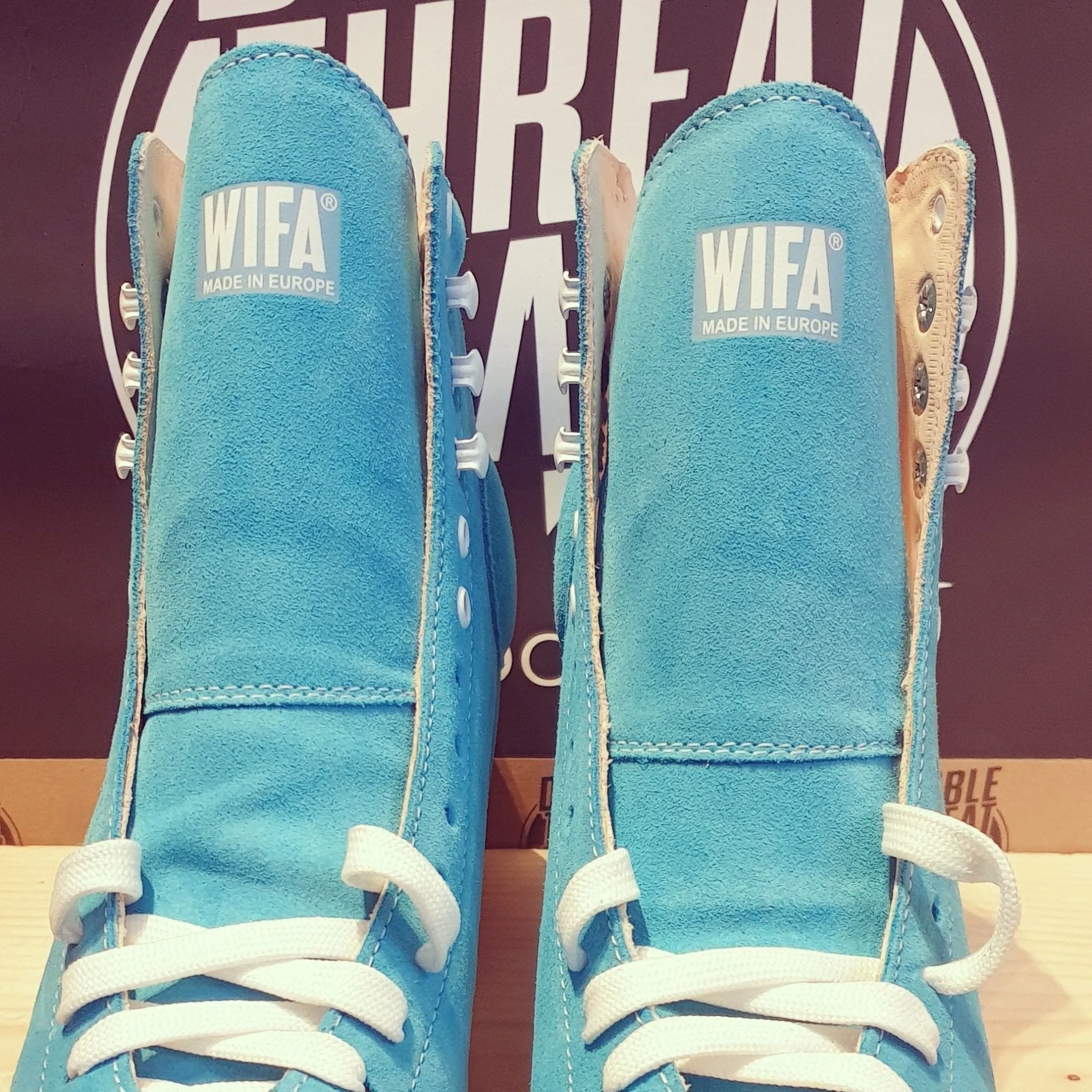 Wifa Street Suede   Elyo Aluminium Plates FULL SKATE PACKAGE